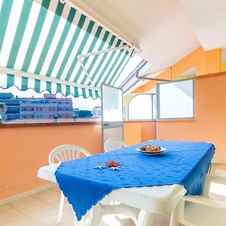 Piazza Del Sole Apartment *
